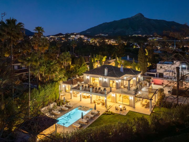 Cerquilla One - Impressive Frontline Golf Villa