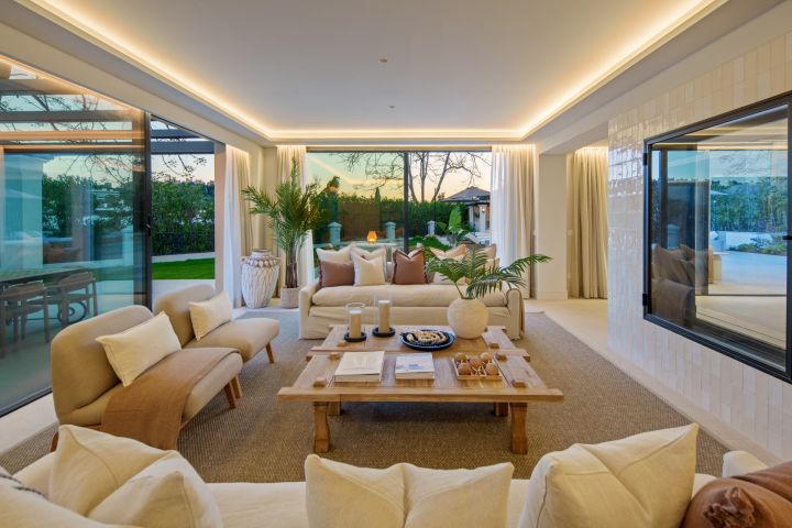Cerquilla One - Impressive Frontline Golf Villa