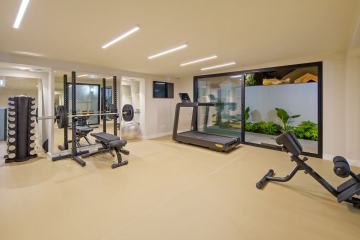 Cerquilla One - Impressive Frontline Golf Villa