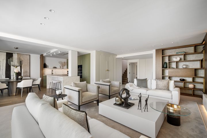 Renovated duplex penthouse in Alhambra del Mar - Unique south facing frontline beach duplex penthouse