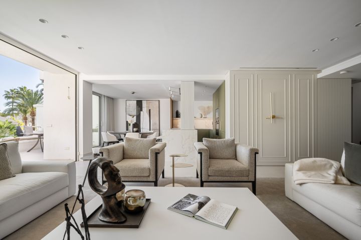 Renovated duplex penthouse in Alhambra del Mar - Unique south facing frontline beach duplex penthouse