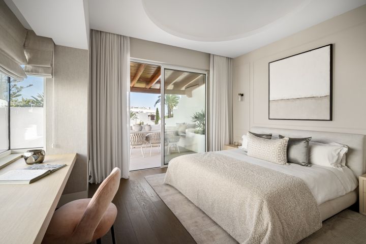 Renovated duplex penthouse in Alhambra del Mar - Unique south facing frontline beach duplex penthouse