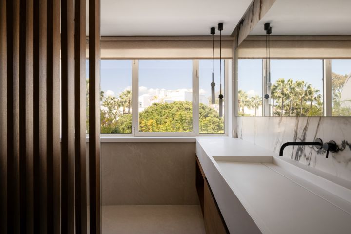 Renovated duplex penthouse in Alhambra del Mar - Unique south facing frontline beach duplex penthouse
