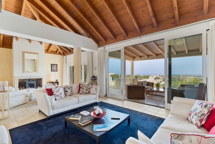 El Herrojo 7 - Andalusian style with beautiful sea views
