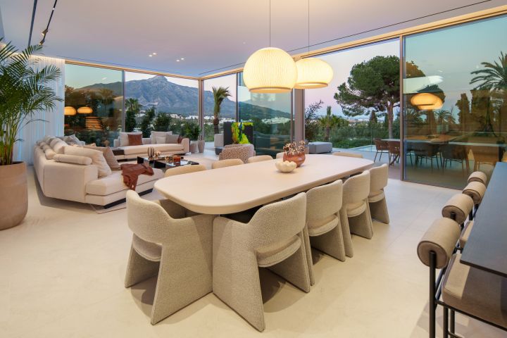 Alcala 70 - Stylish Home with Panoramic Views in Nueva Andalucia