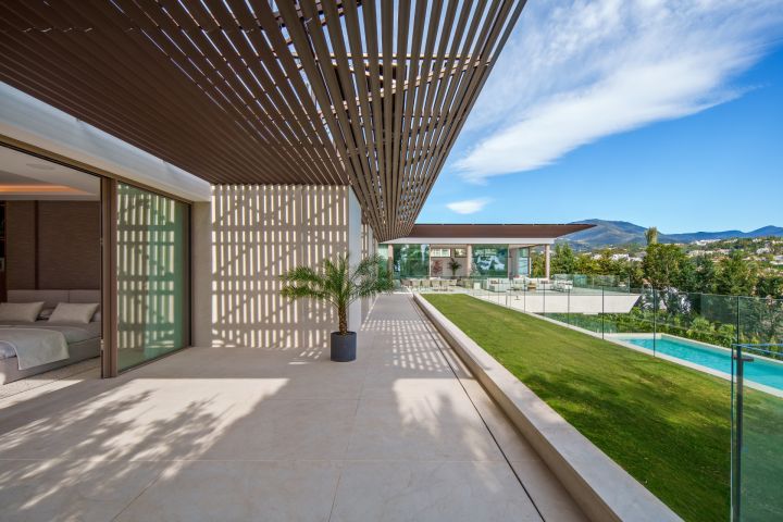 Alcala 70 - Stylish Home with Panoramic Views in Nueva Andalucia