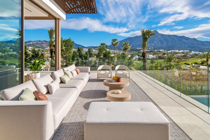 Alcala 70 - Stylish Home with Panoramic Views in Nueva Andalucia