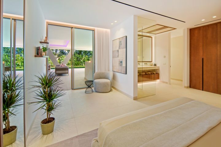 Alcala 70 - Stylish Home with Panoramic Views in Nueva Andalucia