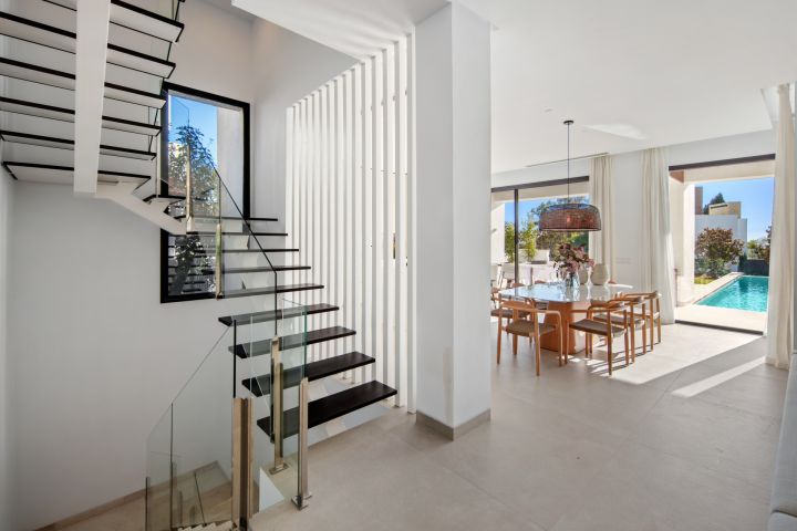Villa Fuente - Unique Villa in a Gated Community