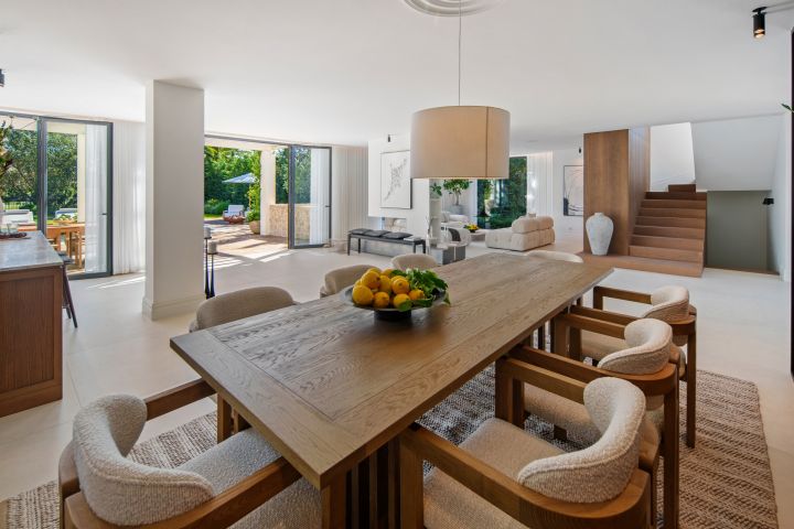 Casa Koi - Frontline Golf Villa in Nueva Andalucía