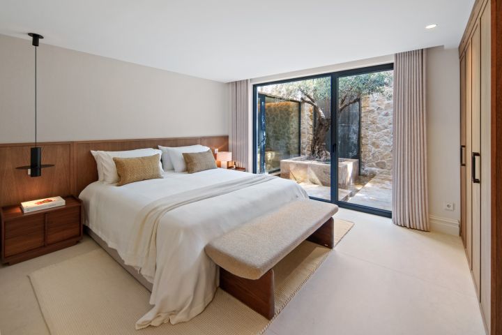 Casa Koi - Frontline Golf Villa in Nueva Andalucía
