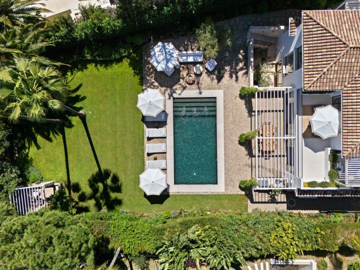 Casa Koi - Frontline Golf Villa in Nueva Andalucía