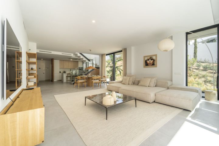 ZenMar - Duplex Penthouse in Marbella East