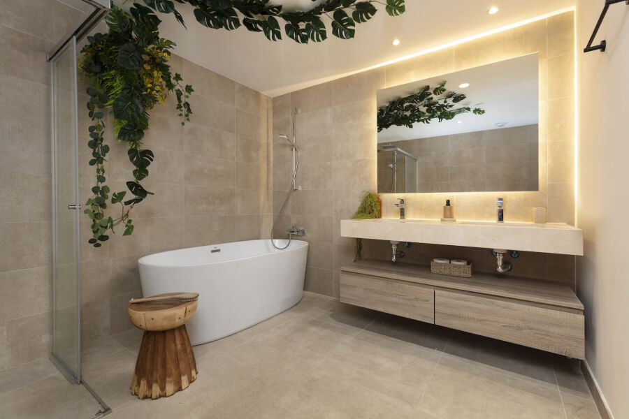 Be Lagom 6 - Contemporary Residence with Sea Views