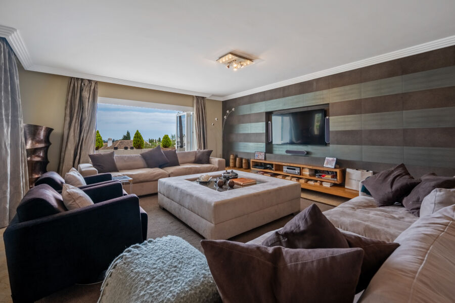 Monte Paraiso 10D - Spacious 4-Bedroom Apartment in Marbella Golden Mile