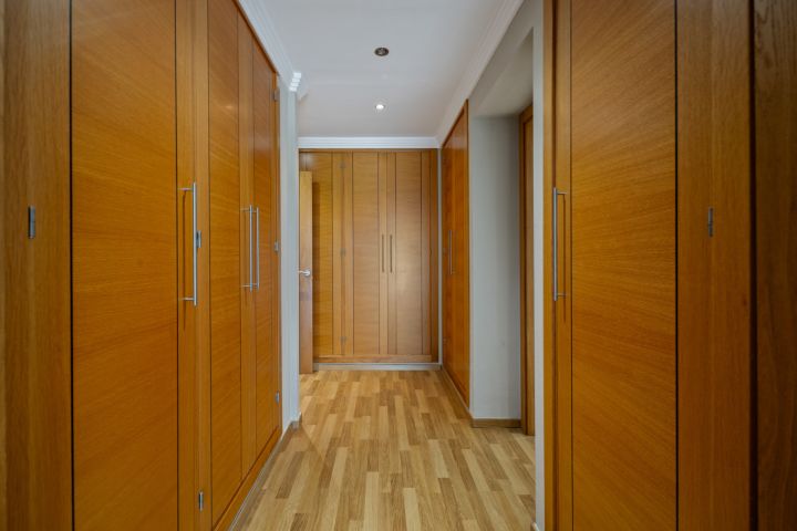 Monte Paraiso 10D - Spacious 4-Bedroom Apartment in Marbella Golden Mile