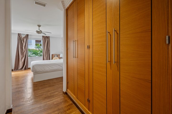 Monte Paraiso 10D - Spacious 4-Bedroom Apartment in Marbella Golden Mile