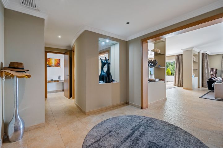 Monte Paraiso 10D - Spacious 4-Bedroom Apartment in Marbella Golden Mile