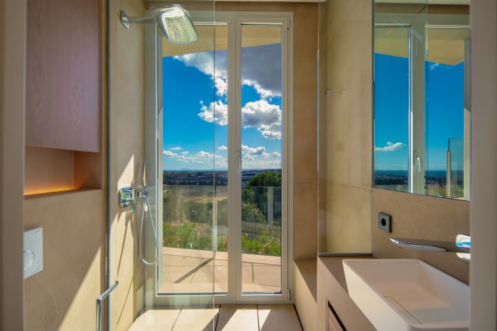 Villa Riva - Villa with Solarium in Nueva Andalucía