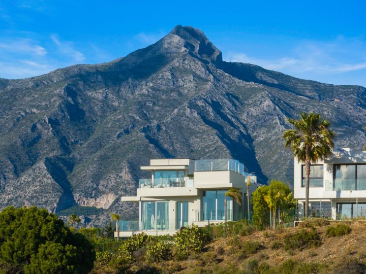 Villa Riva - Villa with Solarium in Nueva Andalucía