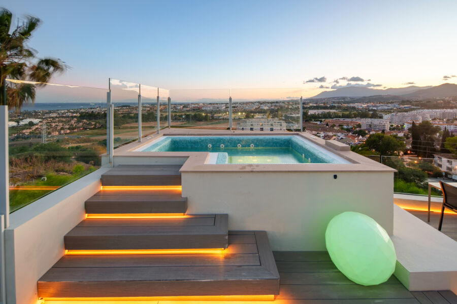 Villa Riva - Villa con solárium en Nueva Andalucía