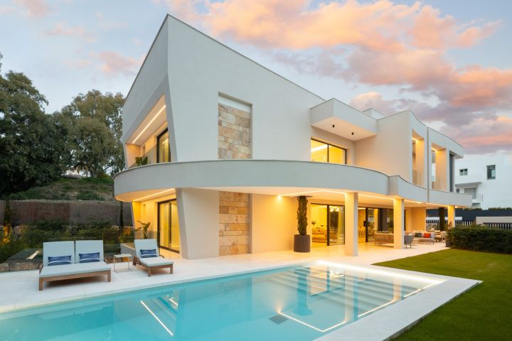 Villa Nara - Elegant Property in La Cerquilla
