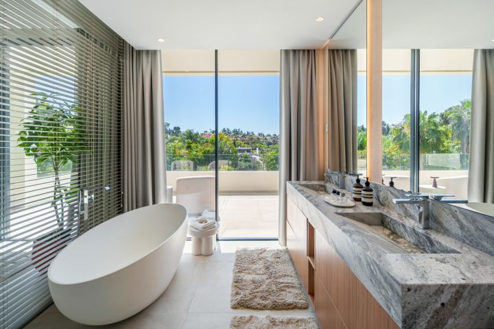 Belfry 1 - Modern Villa in El Campanario