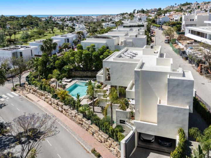 Belfry 1 - Modern Villa in El Campanario