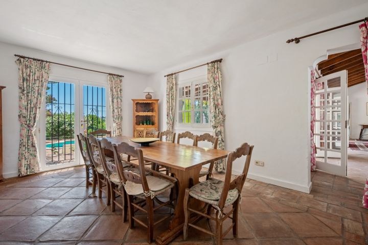 Villa Dos Aguas - Lakefront Cortijo-Style Villa with Expansive Grounds in Benahavis