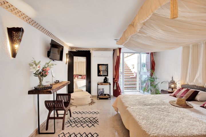 Villa Marbesa - Tropical villa with panoramic views