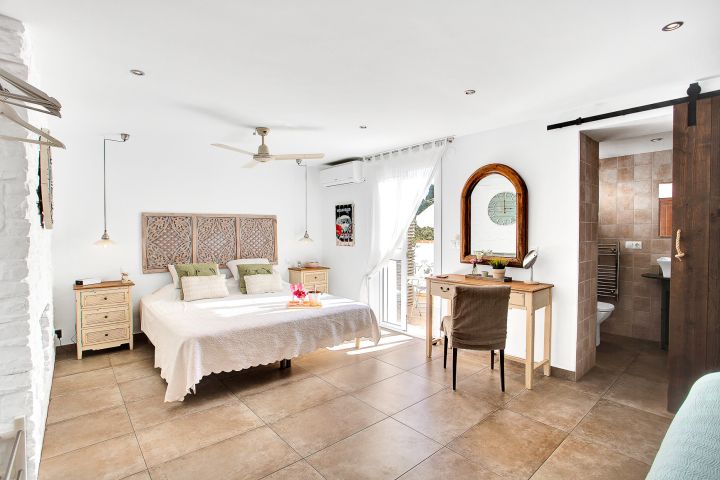 Villa Marbesa - Tropical villa with panoramic views