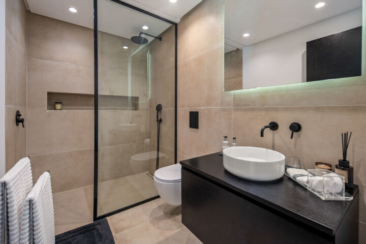 Hill Club 36 - Contemporary five-bedroom villa, Nueva Andalucía