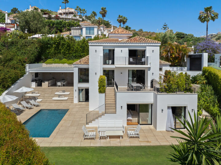 Hill Club 36 - Contemporary five-bedroom villa, Nueva Andalucía