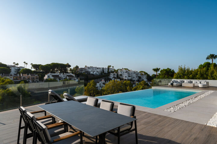 Villa Aura - Exceptional Turnkey Property in Benahavis
