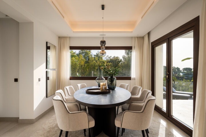 Villa Aura - Exceptional Turnkey Property in Benahavis