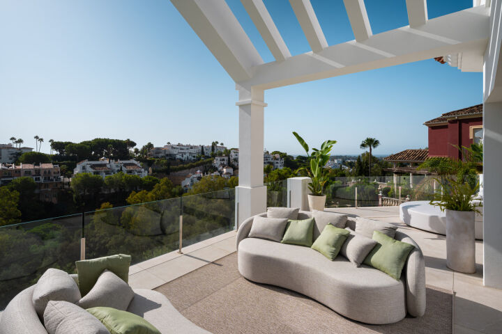 Villa Aura - Exceptional Turnkey Property in Benahavis