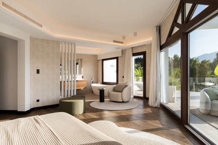 Villa Aura - Exceptional Turnkey Property in Benahavis