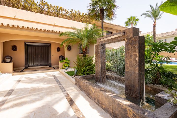 Villa Oso - Espectacular villa de estilo andaluz en Los Monteros
