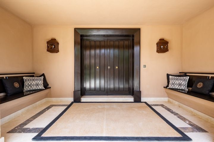 Villa Oso - Espectacular villa de estilo andaluz en Los Monteros