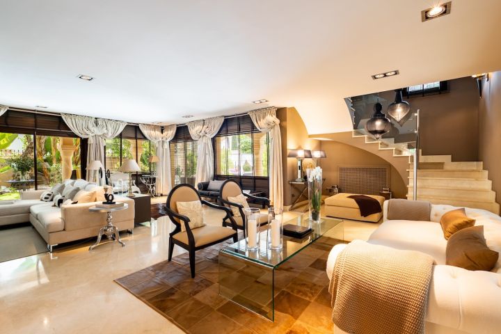 Villa Oso - Espectacular villa de estilo andaluz en Los Monteros