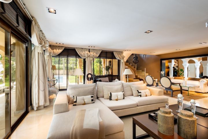 Villa Oso - Espectacular villa de estilo andaluz en Los Monteros