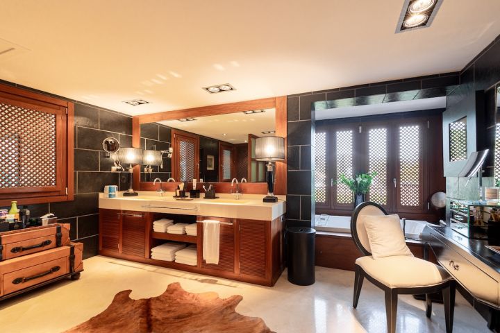 Villa Oso - Espectacular villa de estilo andaluz en Los Monteros