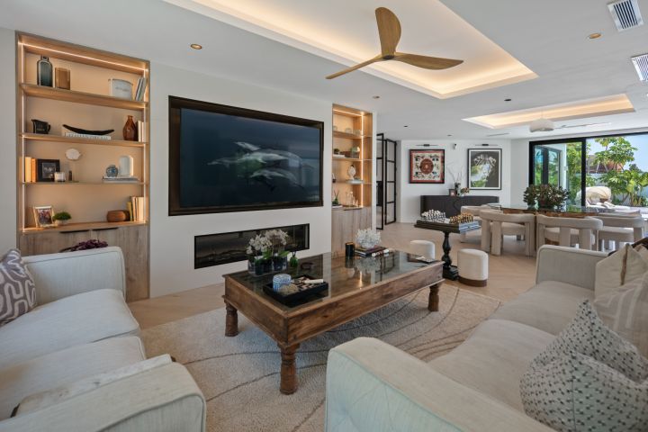 Bel Air Bleu - A Resort-Style Villa With a Soul of Its Own
