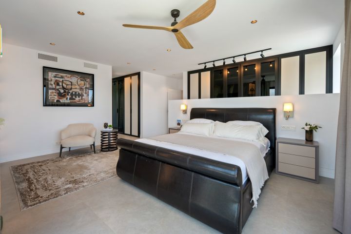 Bel Air Bleu - A Resort-Style Villa With a Soul of Its Own