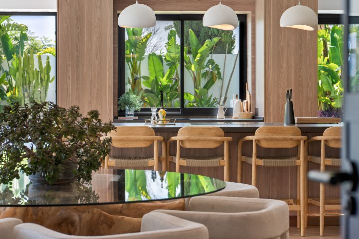Bel Air Bleu - A Resort-Style Villa With a Soul of Its Own
