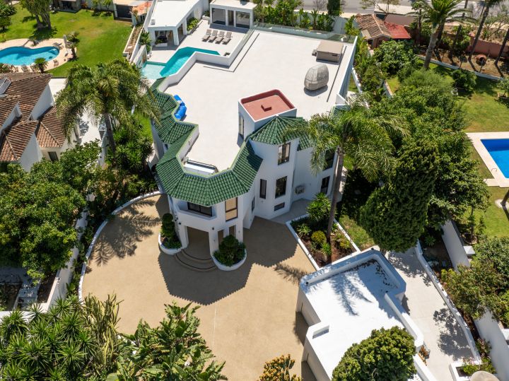 Bel Air Bleu - A Resort-Style Villa With a Soul of Its Own