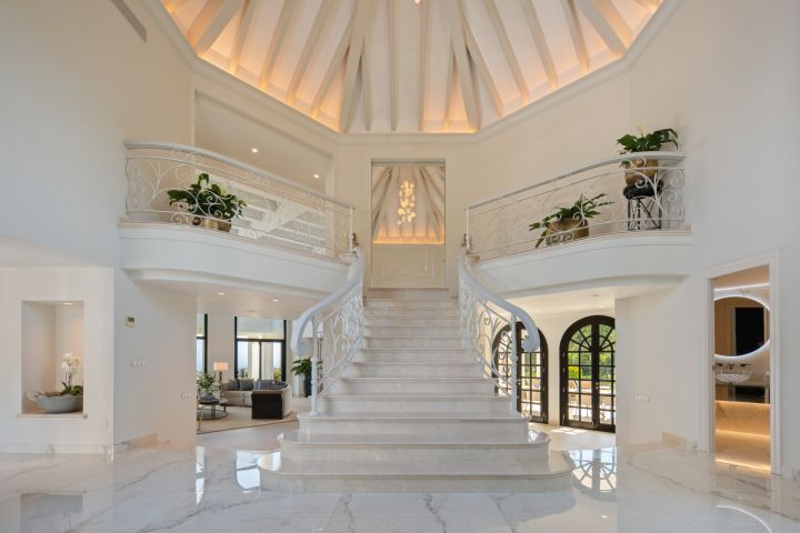Marbella Hill Club 22 - Villa de luxe à flanc de montagne sur le Golden Mile de Marbella