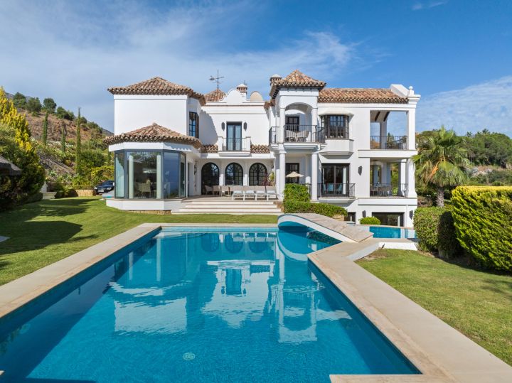 Marbella Hill Club 22 - Villa de luxe à flanc de montagne sur le Golden Mile de Marbella