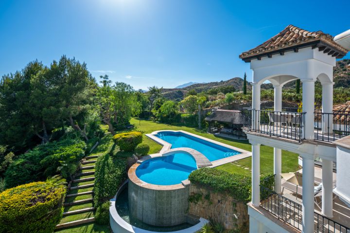 Marbella Hill Club 22 - Villa de luxe à flanc de montagne sur le Golden Mile de Marbella