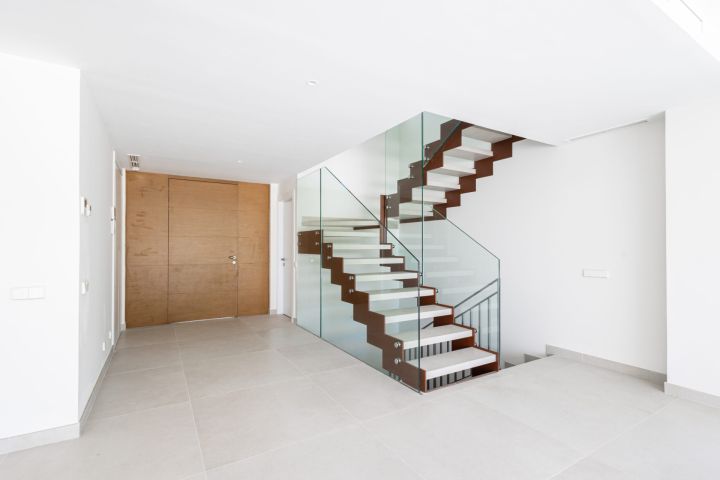 Treetops 5 - Modern Corner Townhouse in Guadalmina Alta